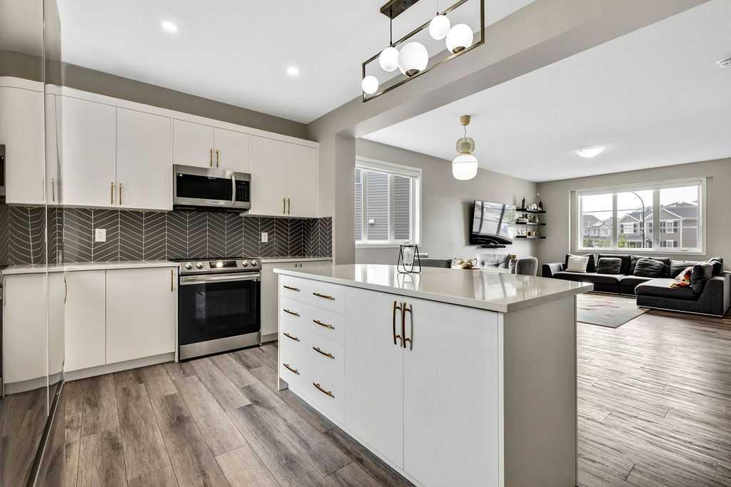 171 Carringham Road Property Photo 13