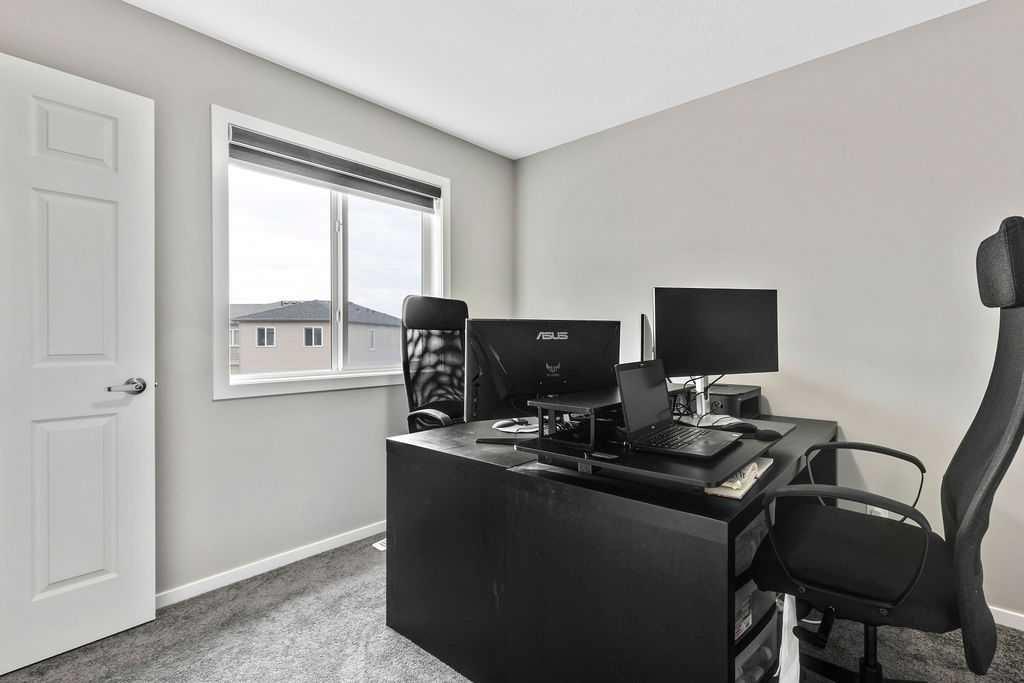 171 Carringham Road Property Photo 19