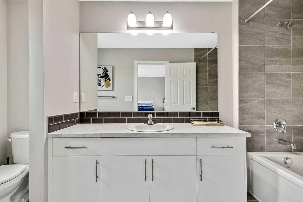 171 Carringham Road Property Photo 26