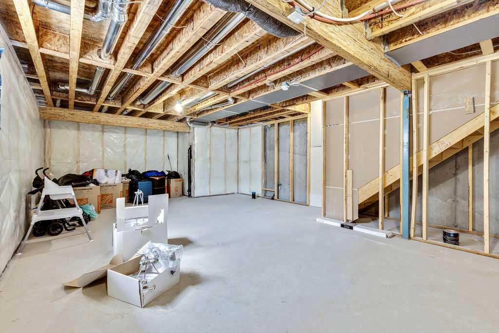 171 Carringham Road Property Photo 28