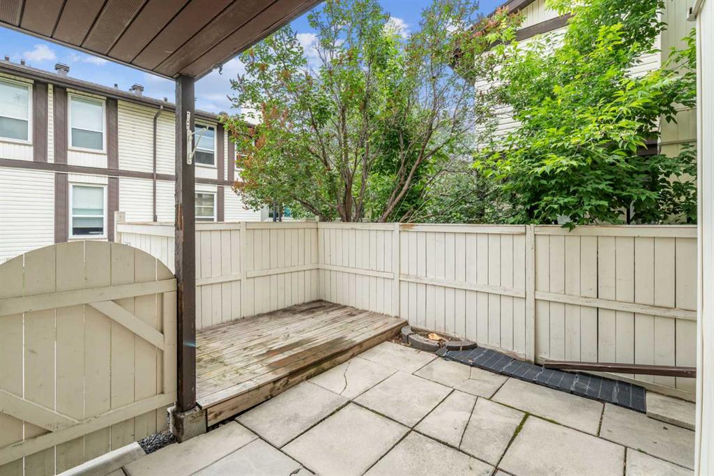 3200 60 Street 11 Property Photo 22