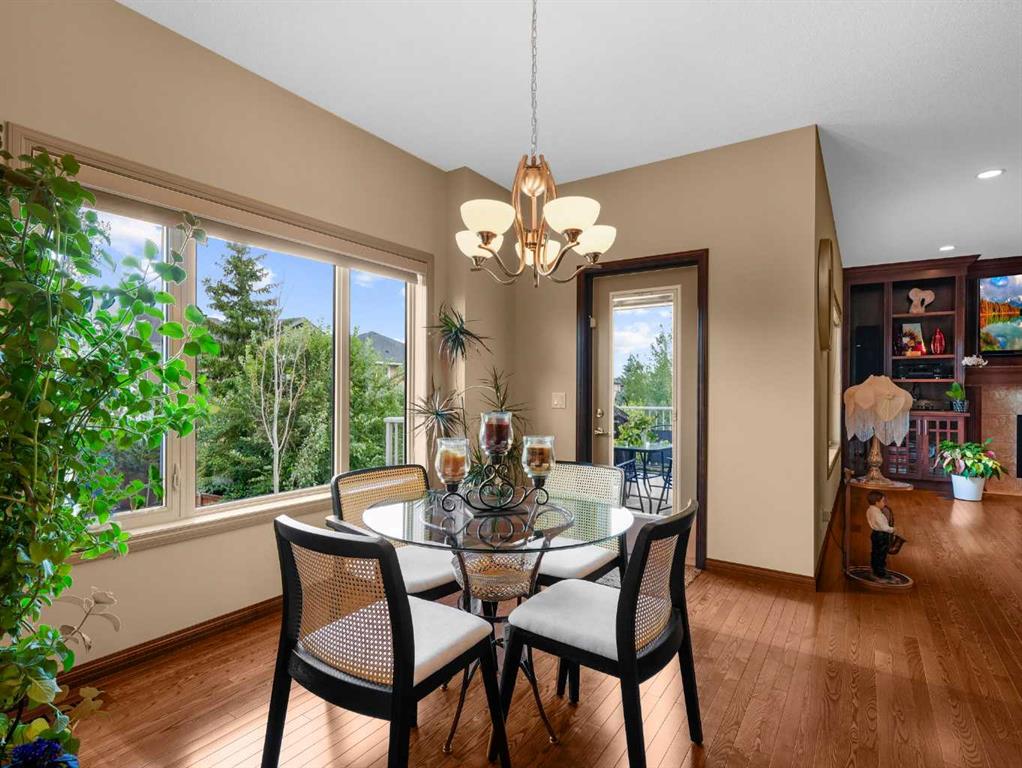 248 Aspenmere Close Property Photo 11
