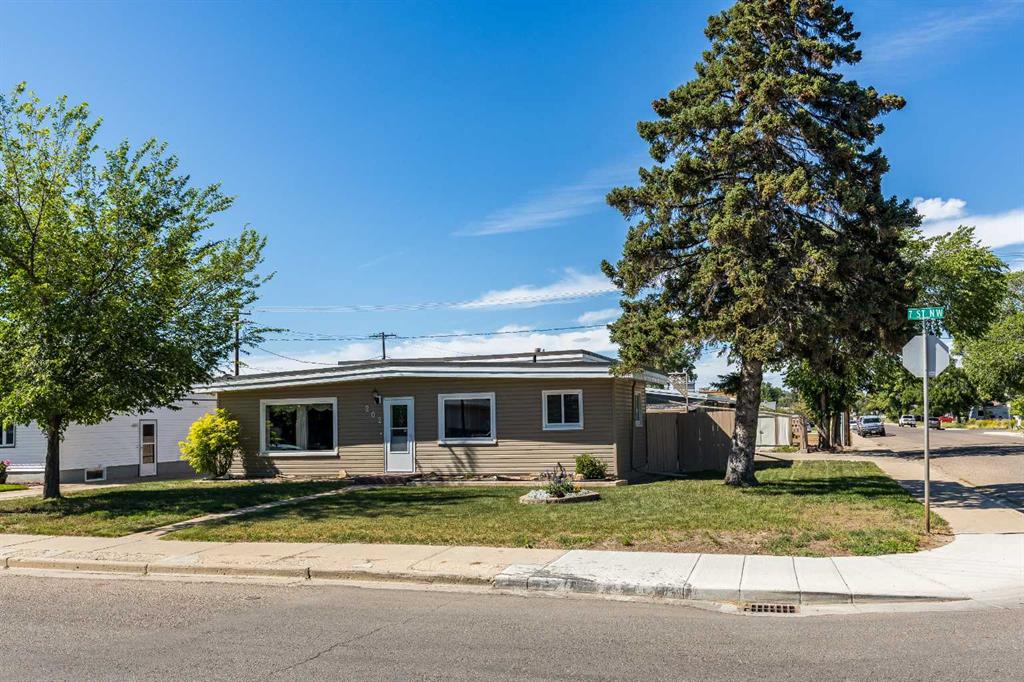 202 7 Street Property Photo 2
