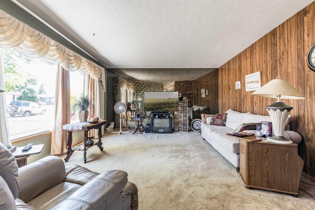 202 7 Street Property Photo 5
