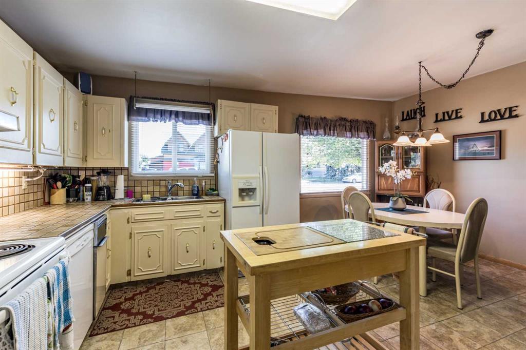 202 7 Street Property Photo 12