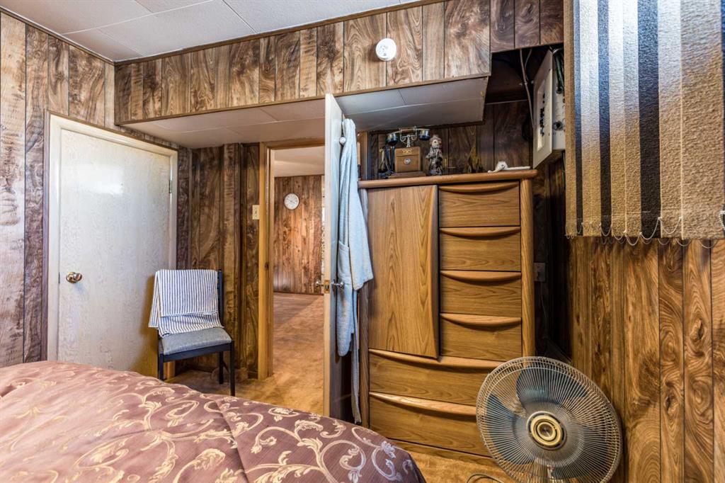 202 7 Street Property Photo 26