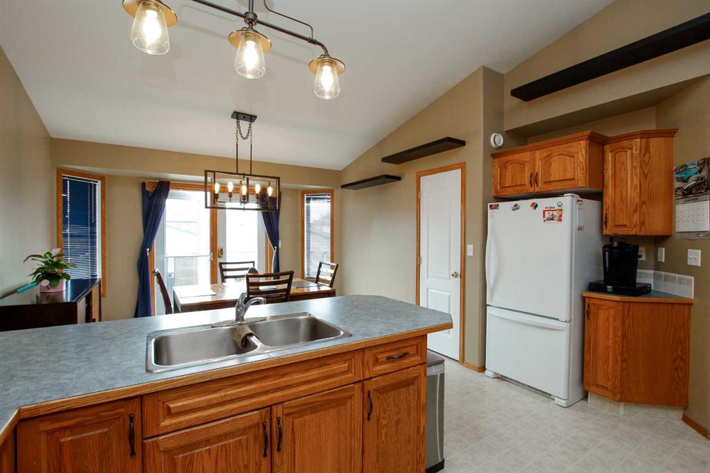 108 Briarwood Crescent Property Photo 11