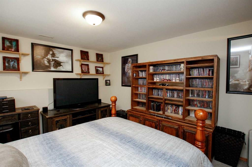 108 Briarwood Crescent Property Photo 35