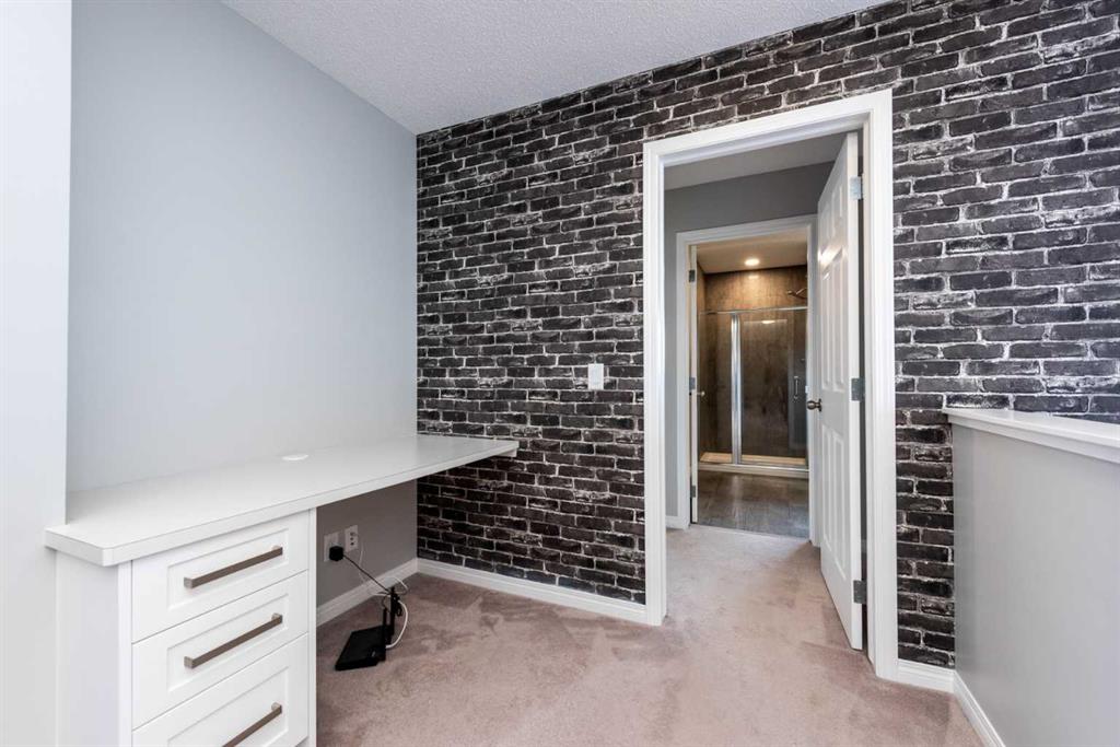 31 Walgrove Way Property Photo 24