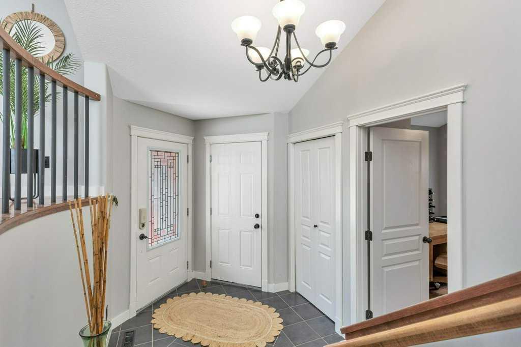 2 Talisman Close Property Photo 5