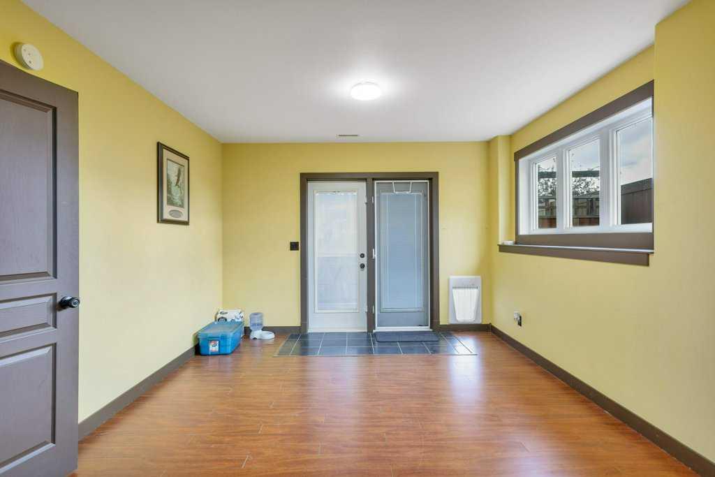 2 Talisman Close Property Photo 36