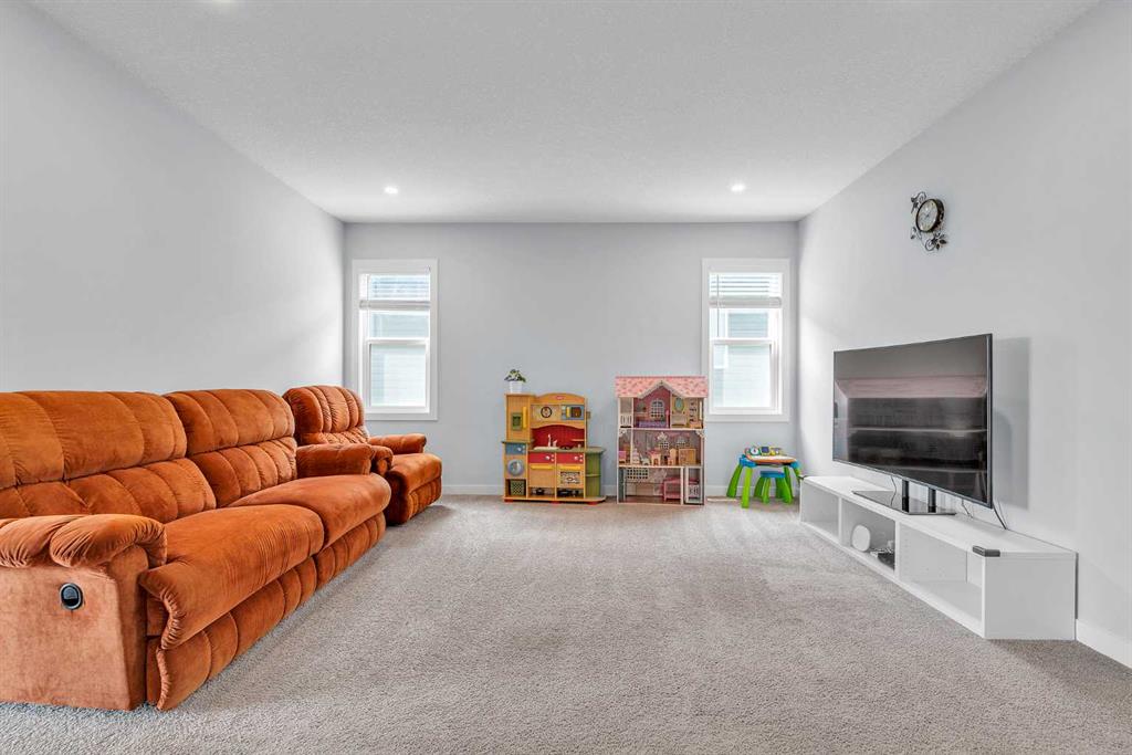 30 Carringsby Landing Property Photo 33