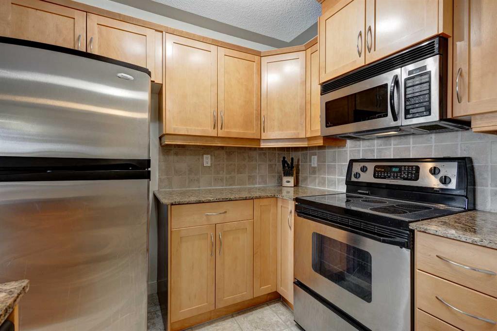 2233 34 Avenue 307 Property Photo 11