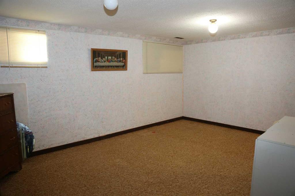 2322 86a Street Property Photo 13
