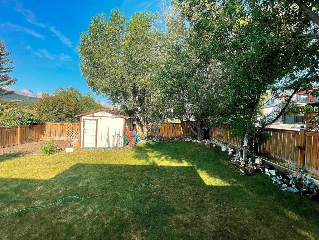 2322 86a Street Property Photo 16