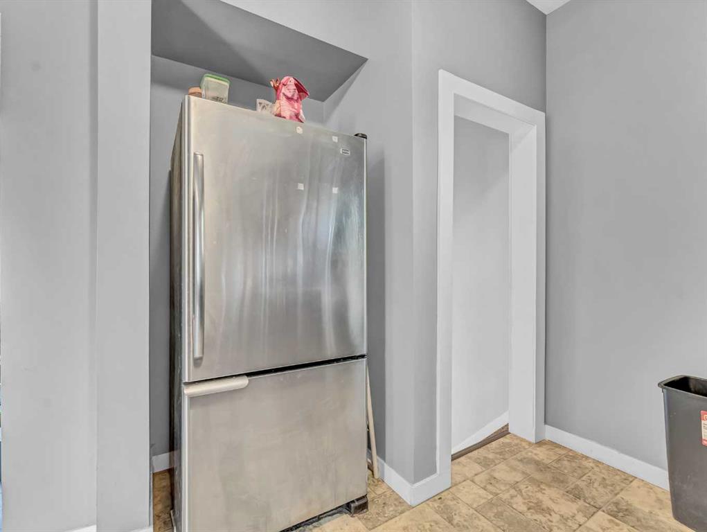 1012 Ross Street Property Photo 5