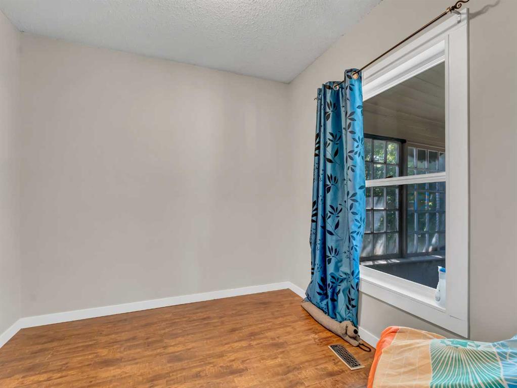 1012 Ross Street Property Photo 7