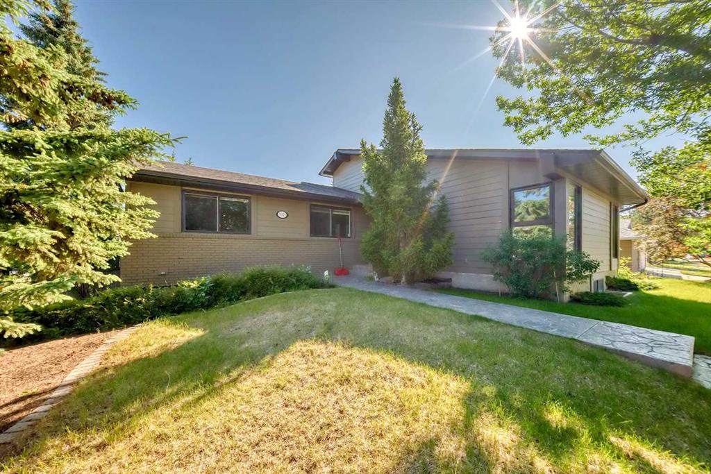 3020 Palliser Drive Property Photo 2