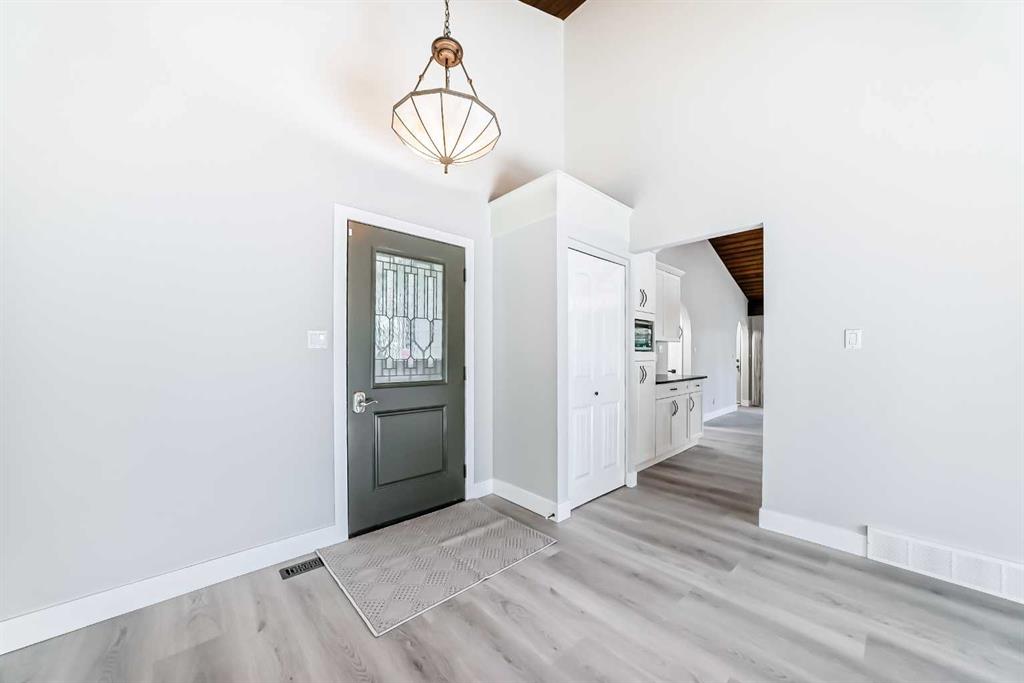 3020 Palliser Drive Property Photo 3