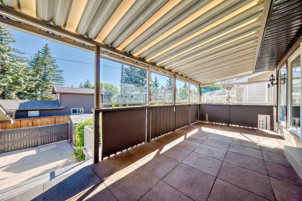 3020 Palliser Drive Property Photo 12