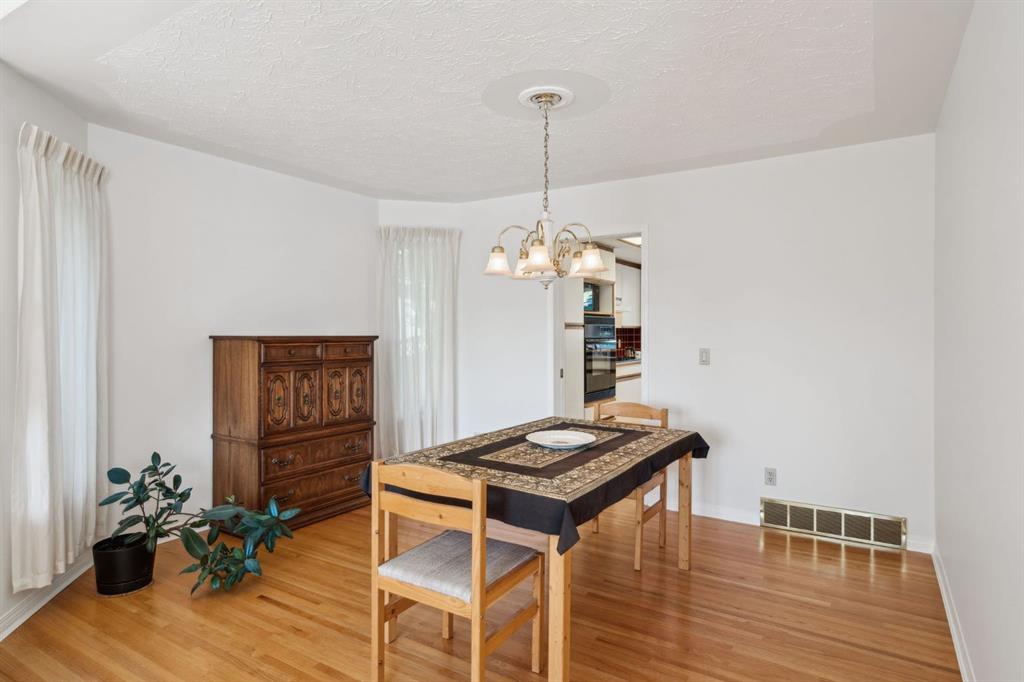 79 Strathlorne Crescent Property Photo 12