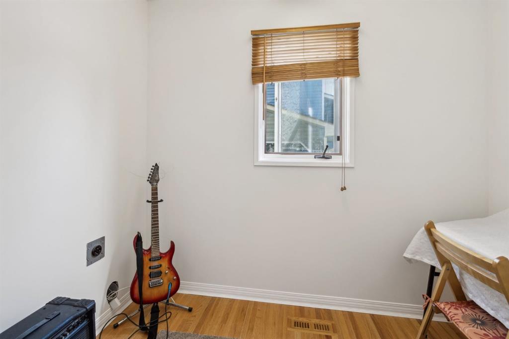 79 Strathlorne Crescent Property Photo 22