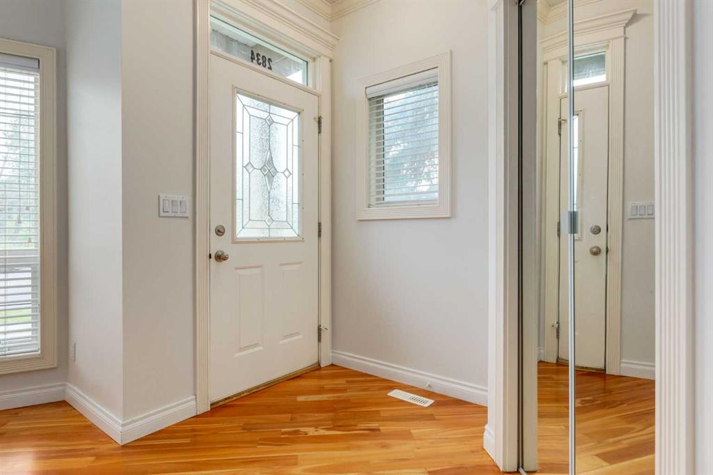 2834 Parkdale Boulevard Property Photo 2