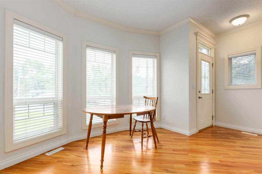 2834 Parkdale Boulevard Property Photo 4