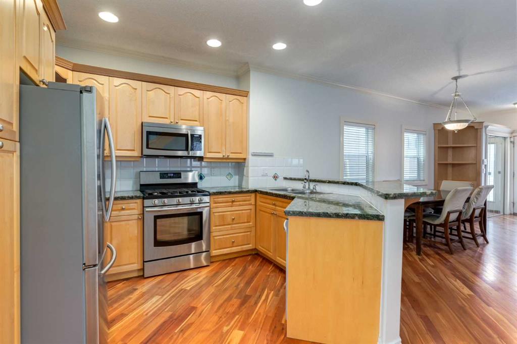 2834 Parkdale Boulevard Property Photo 6