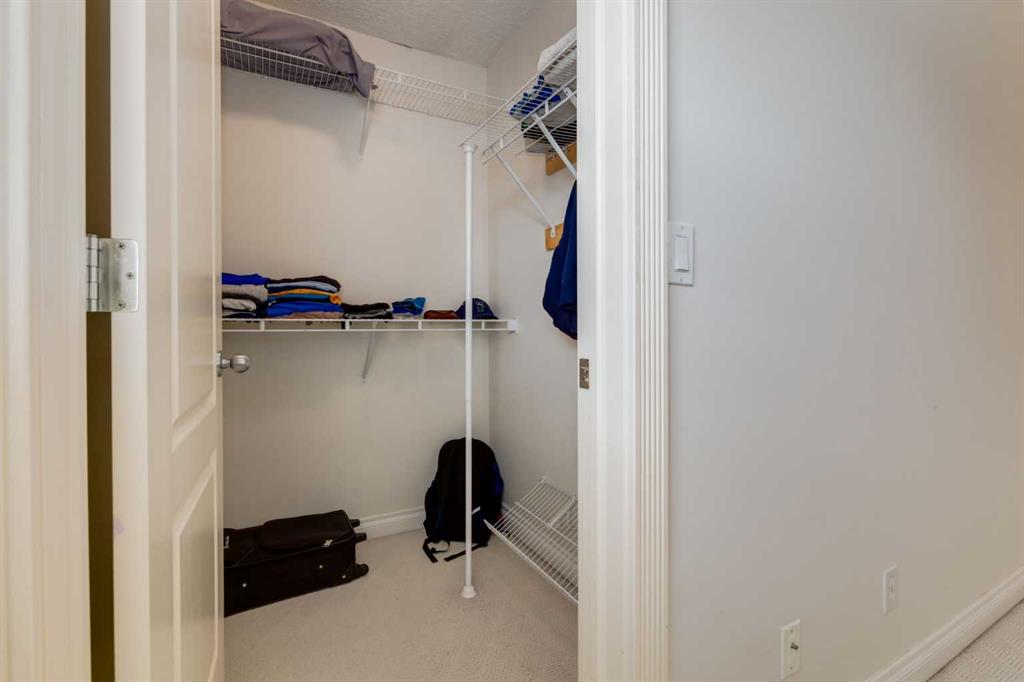 2834 Parkdale Boulevard Property Photo 20