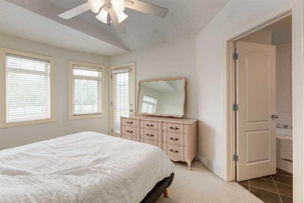 2834 Parkdale Boulevard Property Photo 23