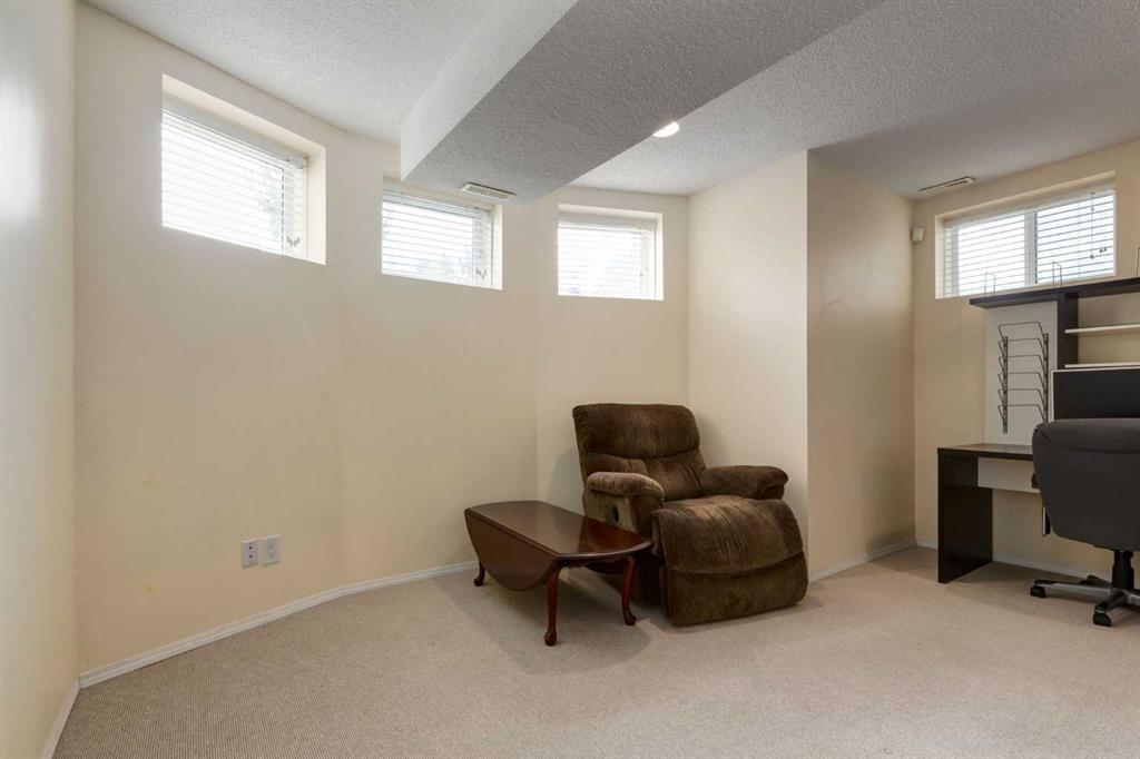 2834 Parkdale Boulevard Property Photo 33