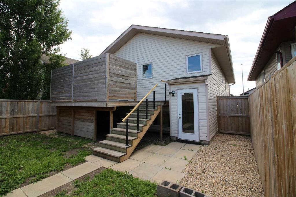 2 Hansen Close Property Photo 20