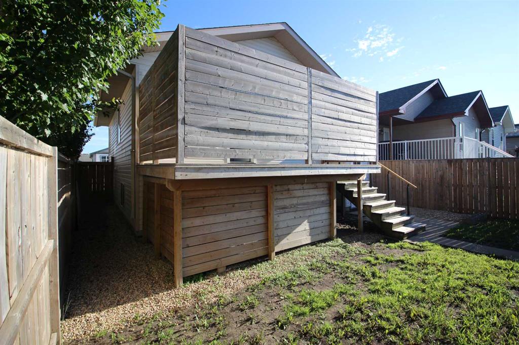 2 Hansen Close Property Photo 21
