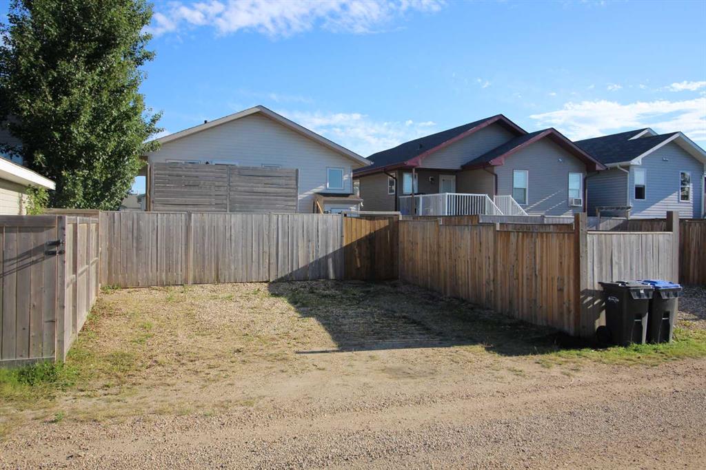 2 Hansen Close Property Photo 23