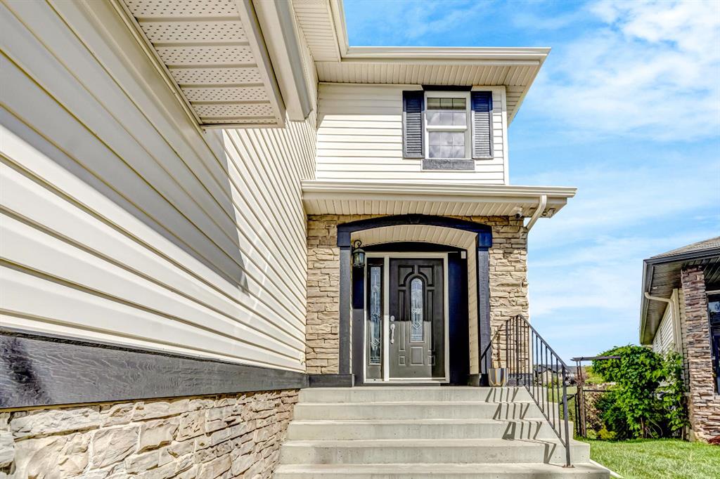284 Kincora Heights Property Photo 4