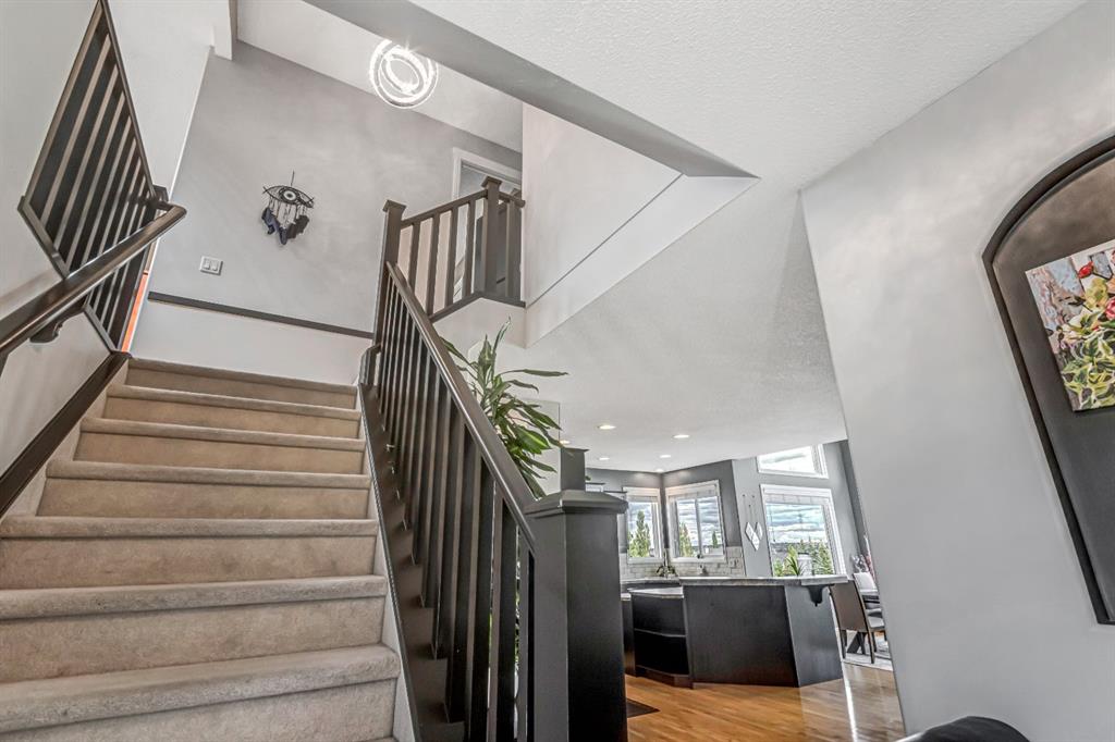 284 Kincora Heights Property Photo 18
