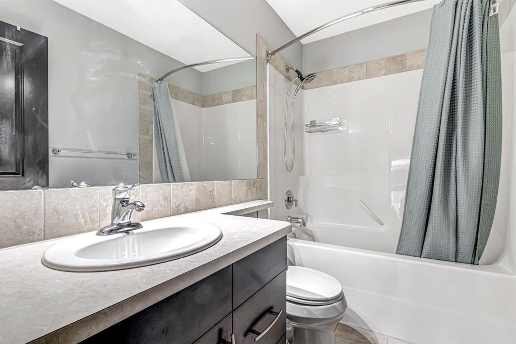 284 Kincora Heights Property Photo 30