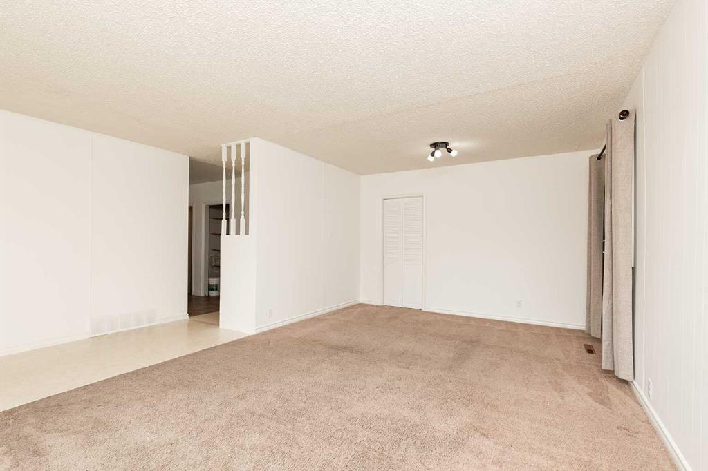 2115 15 Avenue Property Photo 3
