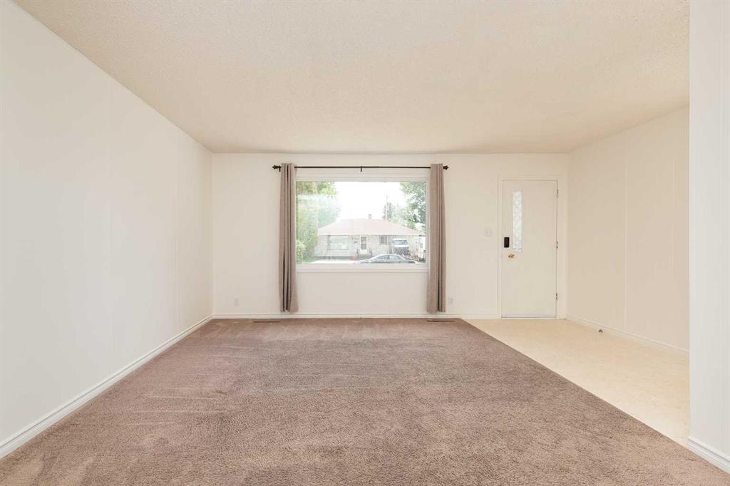 2115 15 Avenue Property Photo 4