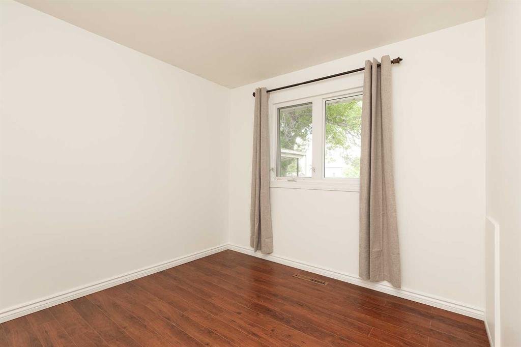 2115 15 Avenue Property Photo 10
