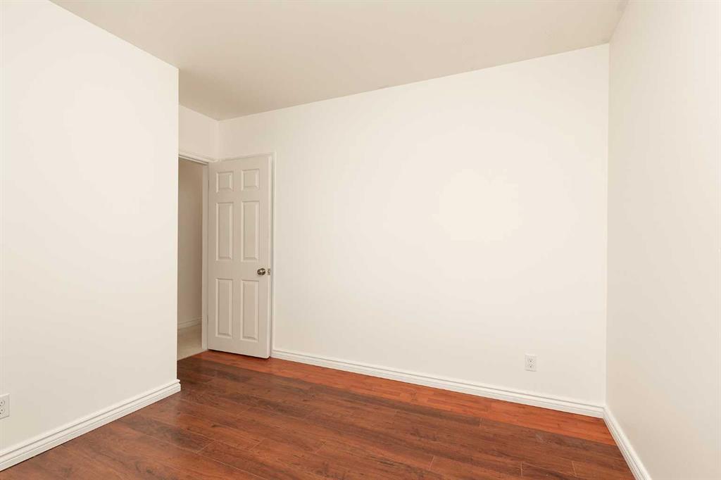 2115 15 Avenue Property Photo 11