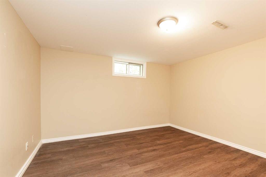 2115 15 Avenue Property Photo 14