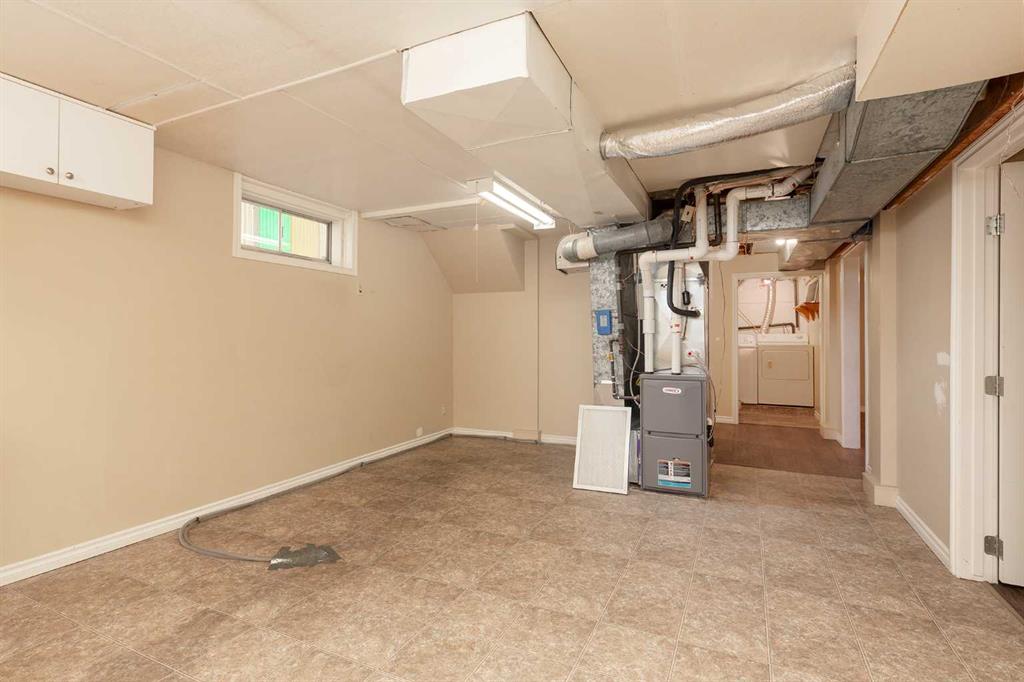 2115 15 Avenue Property Photo 17