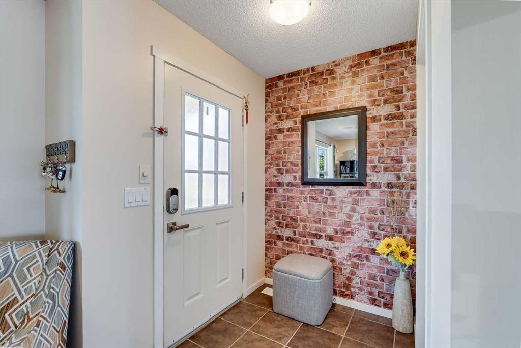 119 Silverado Drive Property Photo 3