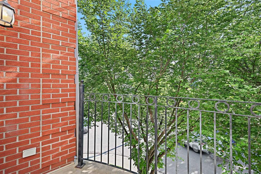 5703 5 Street 204 Property Photo 13