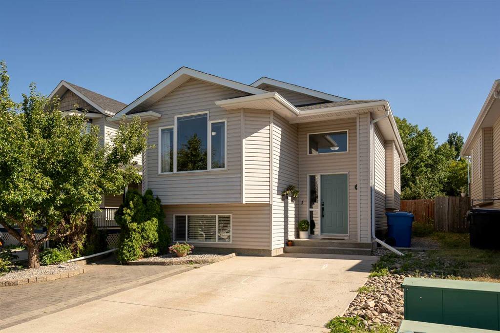 469 Squamish Lane Property Photo 1