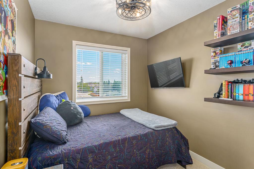 317 Strathcona Circle Property Photo 27