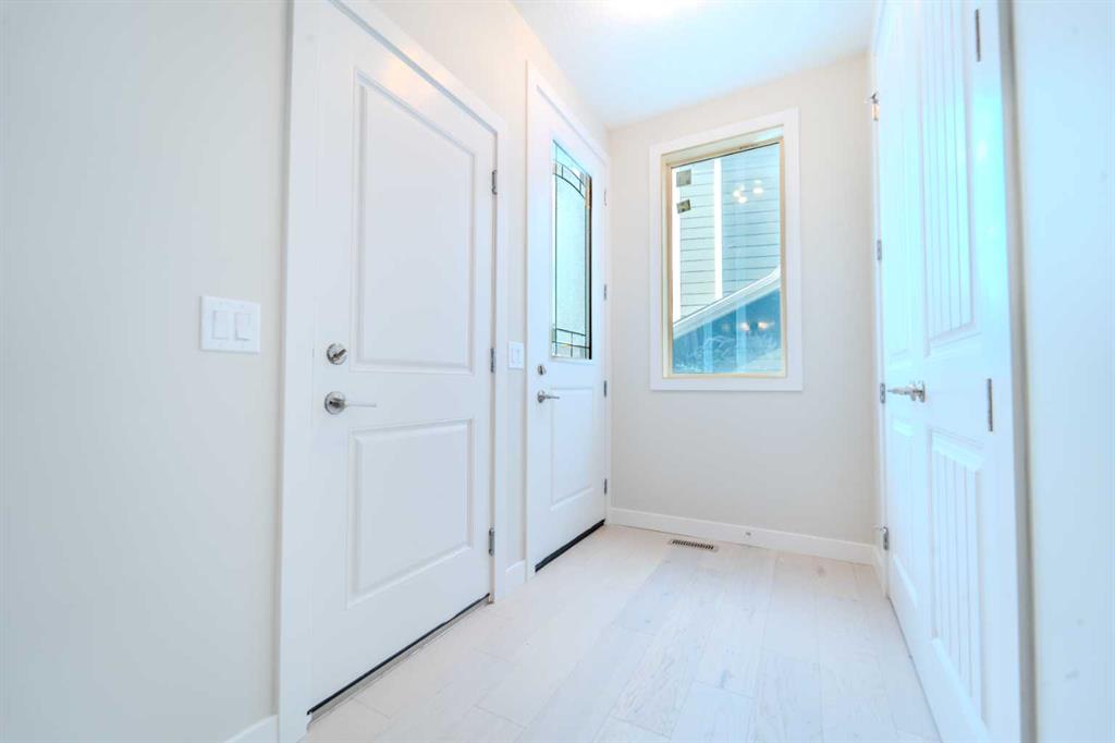 124 Waterford Way Property Photo 6
