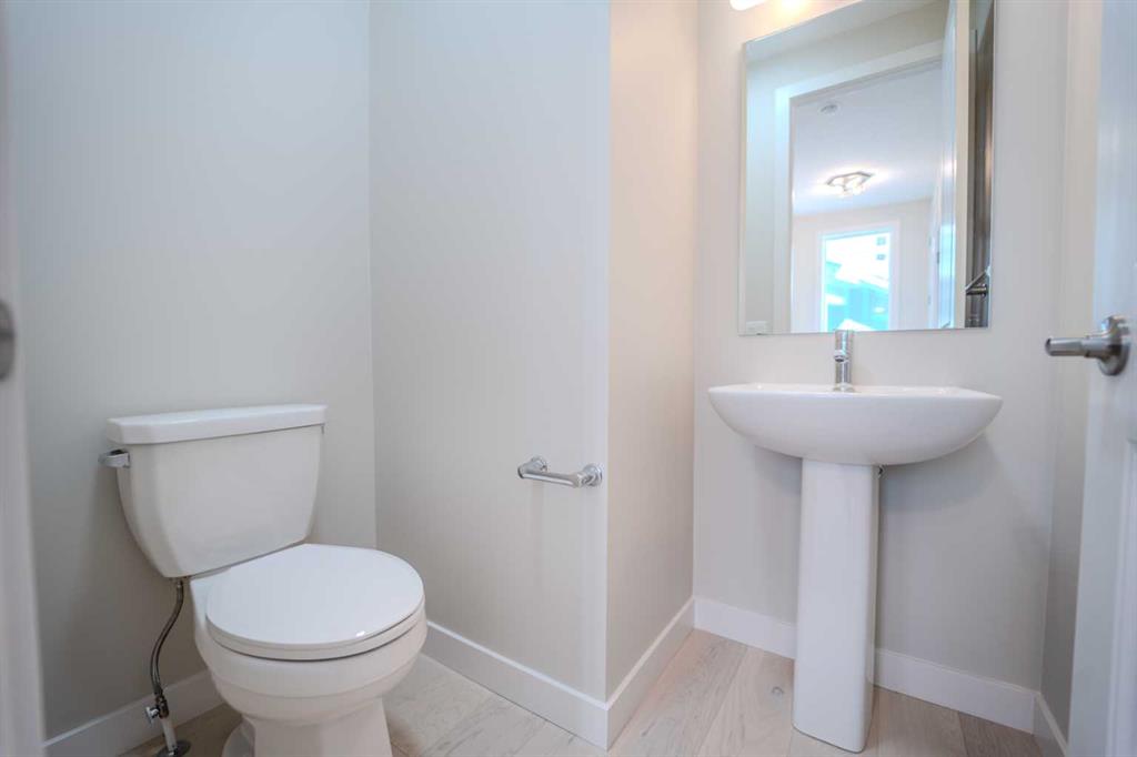 124 Waterford Way Property Photo 8